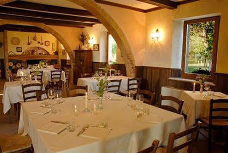 Entropia Ristorante Country House โตดี ภายนอก รูปภาพ